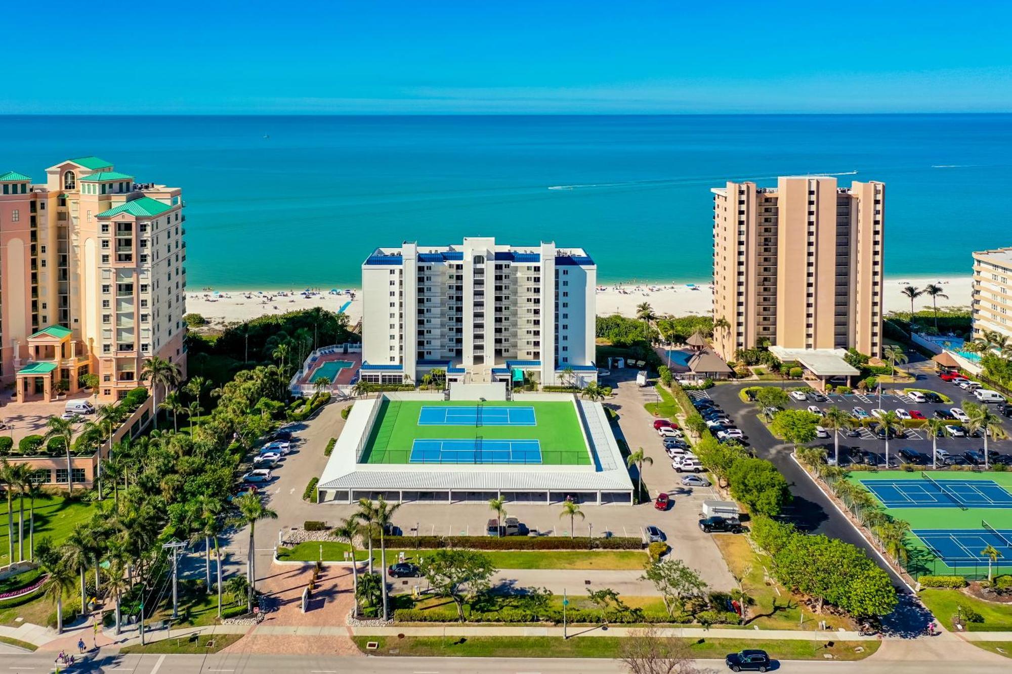 Beachfront At The Apollo Where The Famous Sunsets Never Get Old! Marco Island Eksteriør bilde